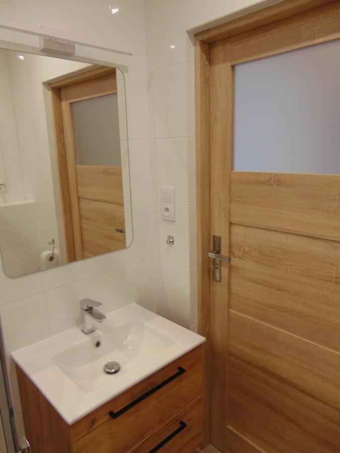 Apartamenty Monik Swietochlowice Luaran gambar